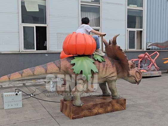 Pachyrhinosaurus Ride